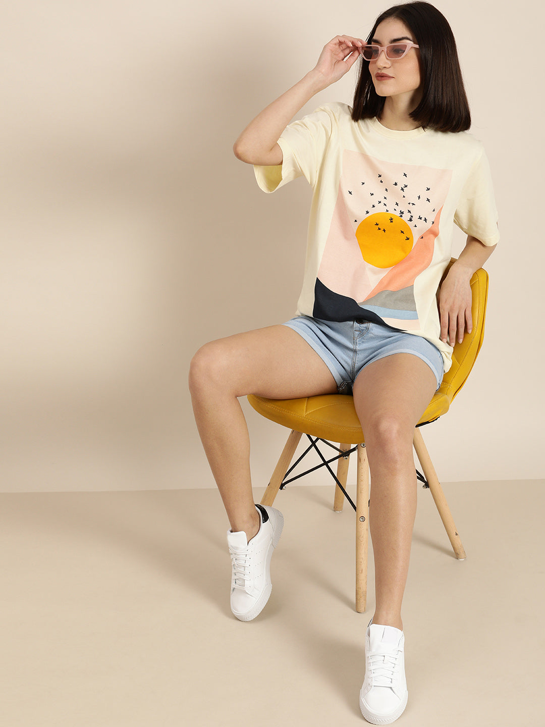 Womens Short Sleeve Round Neck Oversized Fit T-Shirt