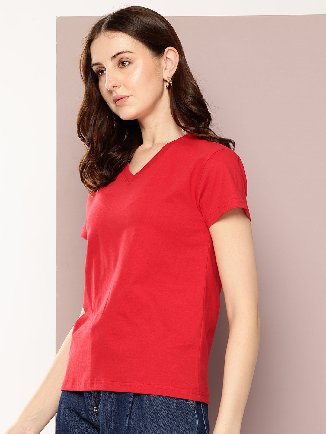 Womens Short Sleeve Solid V-Neck Regular Fit Tshirt