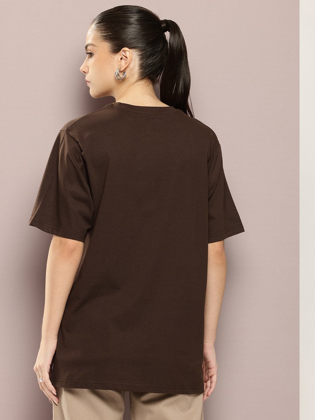 Womens Short Sleeve Round Neck Oversized Fit T-Shirt
