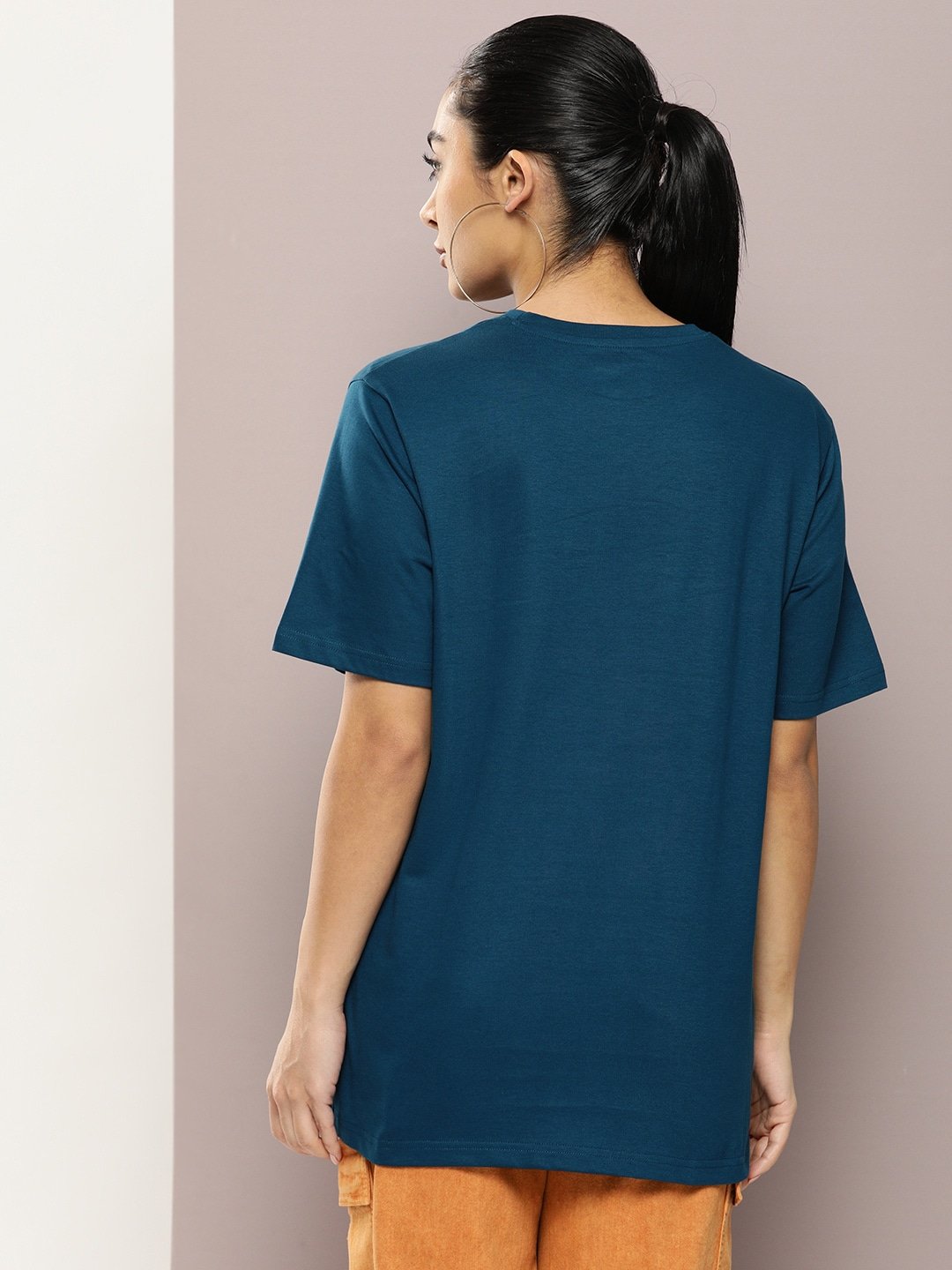 Womens Short Sleeve Round Neck Oversized Fit T-Shirt