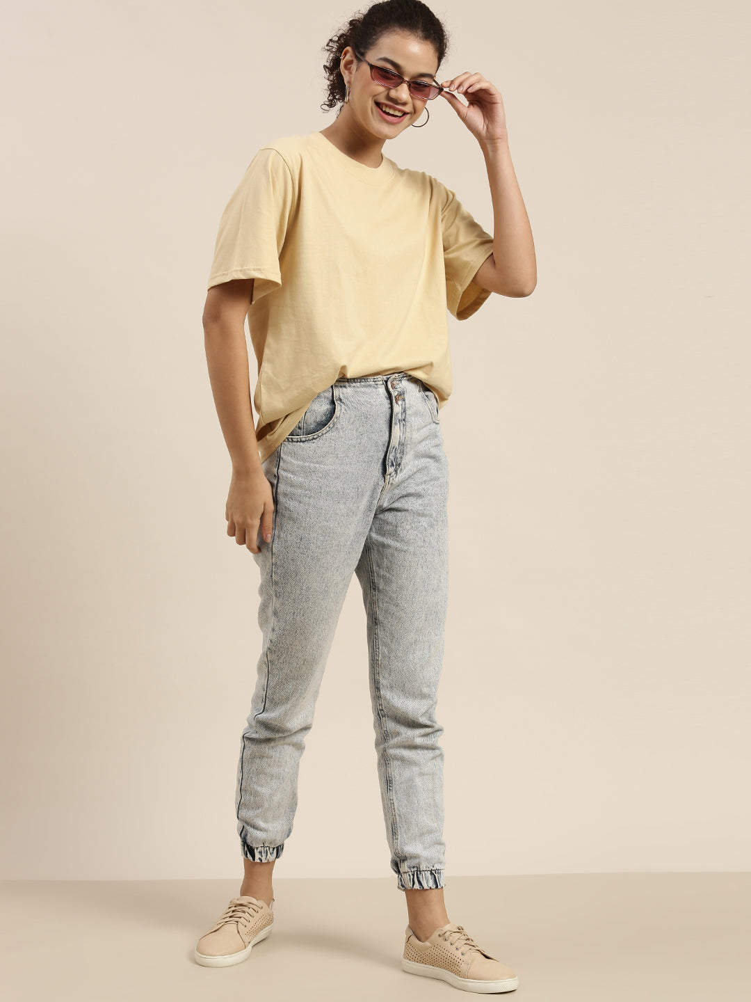 Womens Half Sleeve Round Neck Oversized Fit T-Shirts