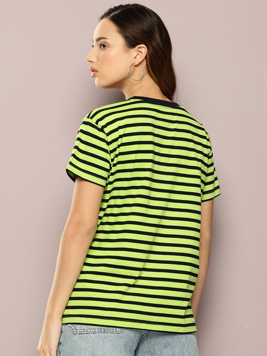 Womens Half Sleeve Round Neck All-Over Striped Boxy Fit Tshirts