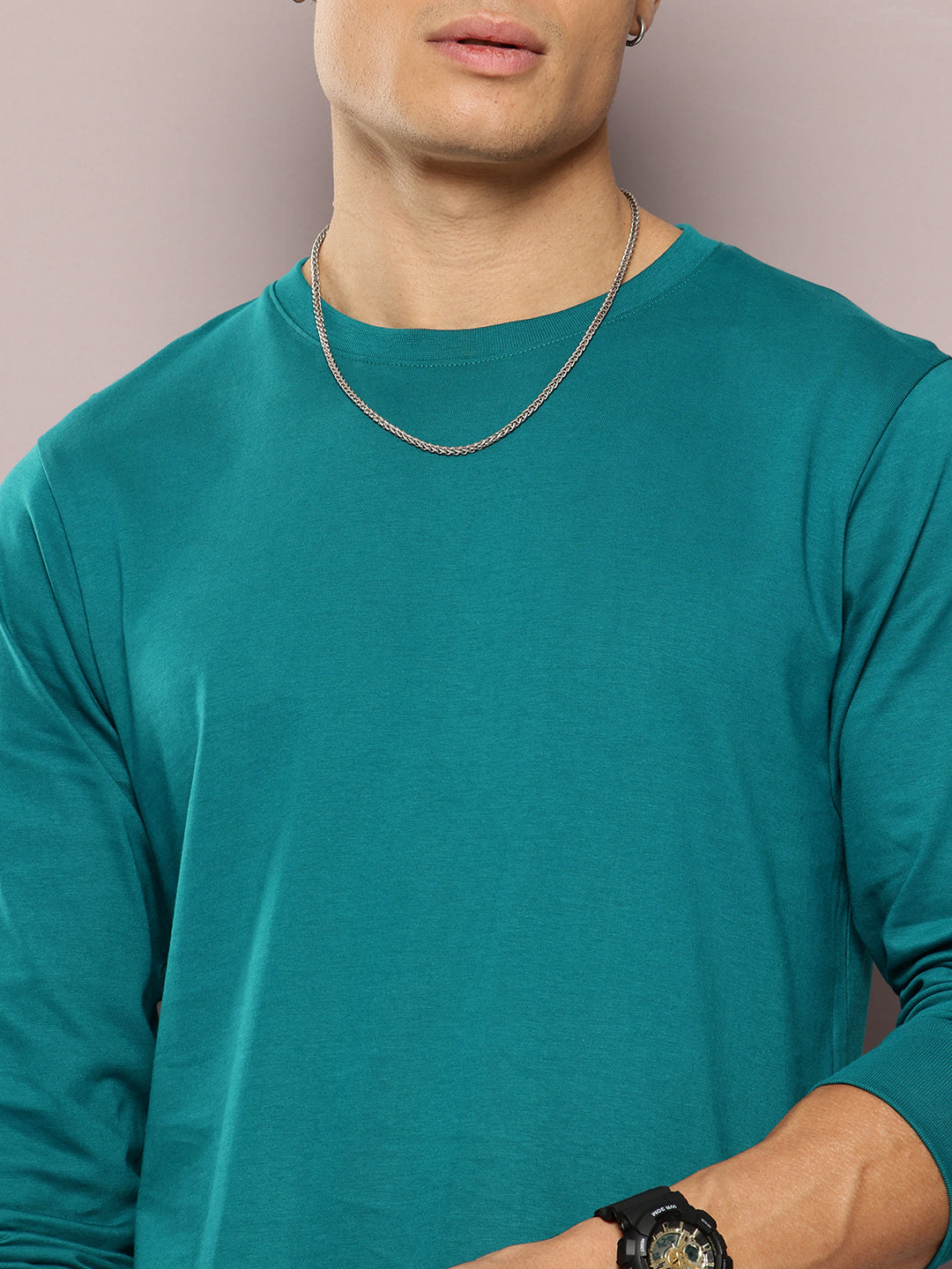 Mens Full Sleeve Round Neck Solid Regular Fit Tshirts