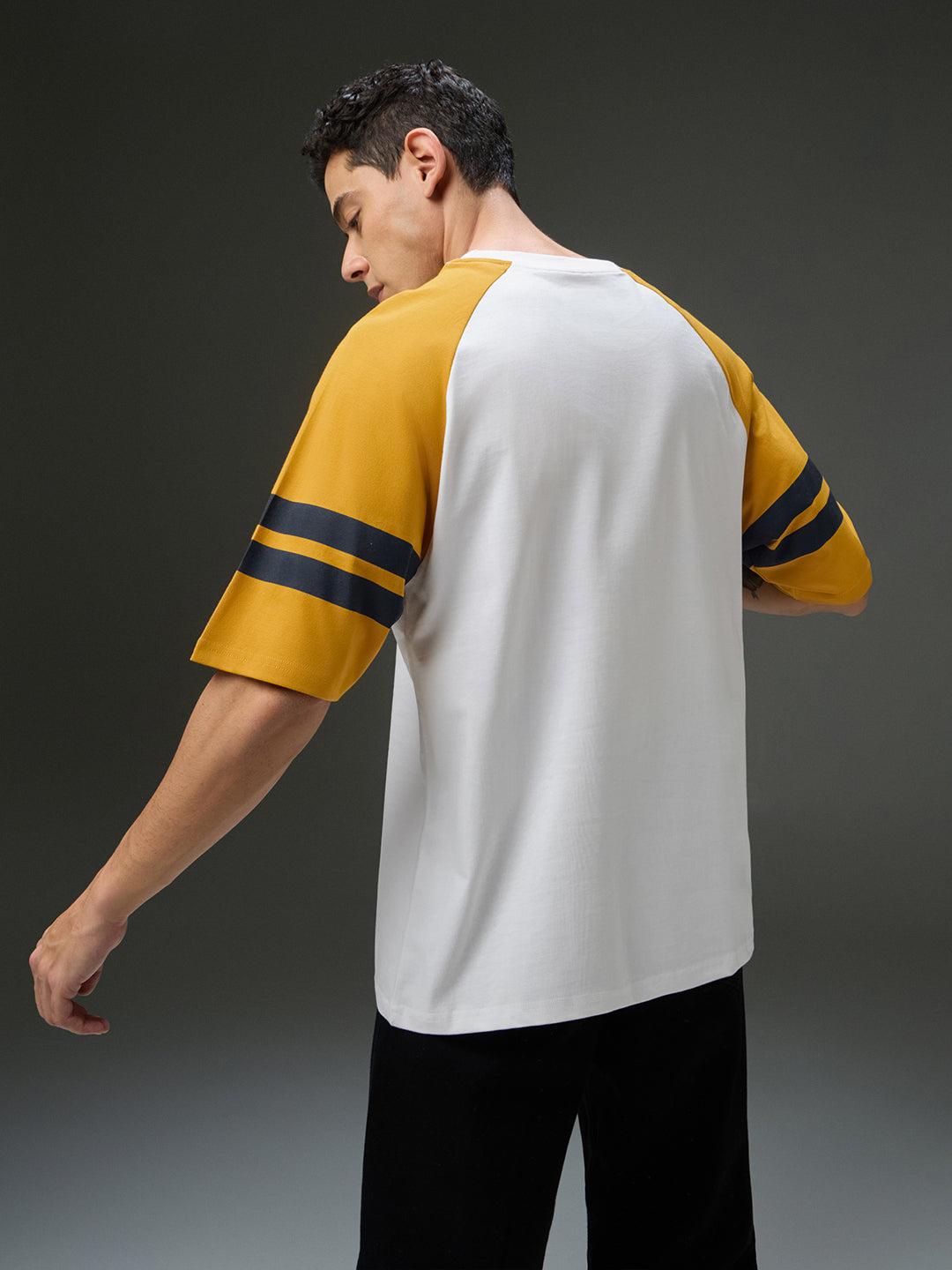 Mens Round Neck Raglan Sleeve Printed Oversized Fit Tshirt