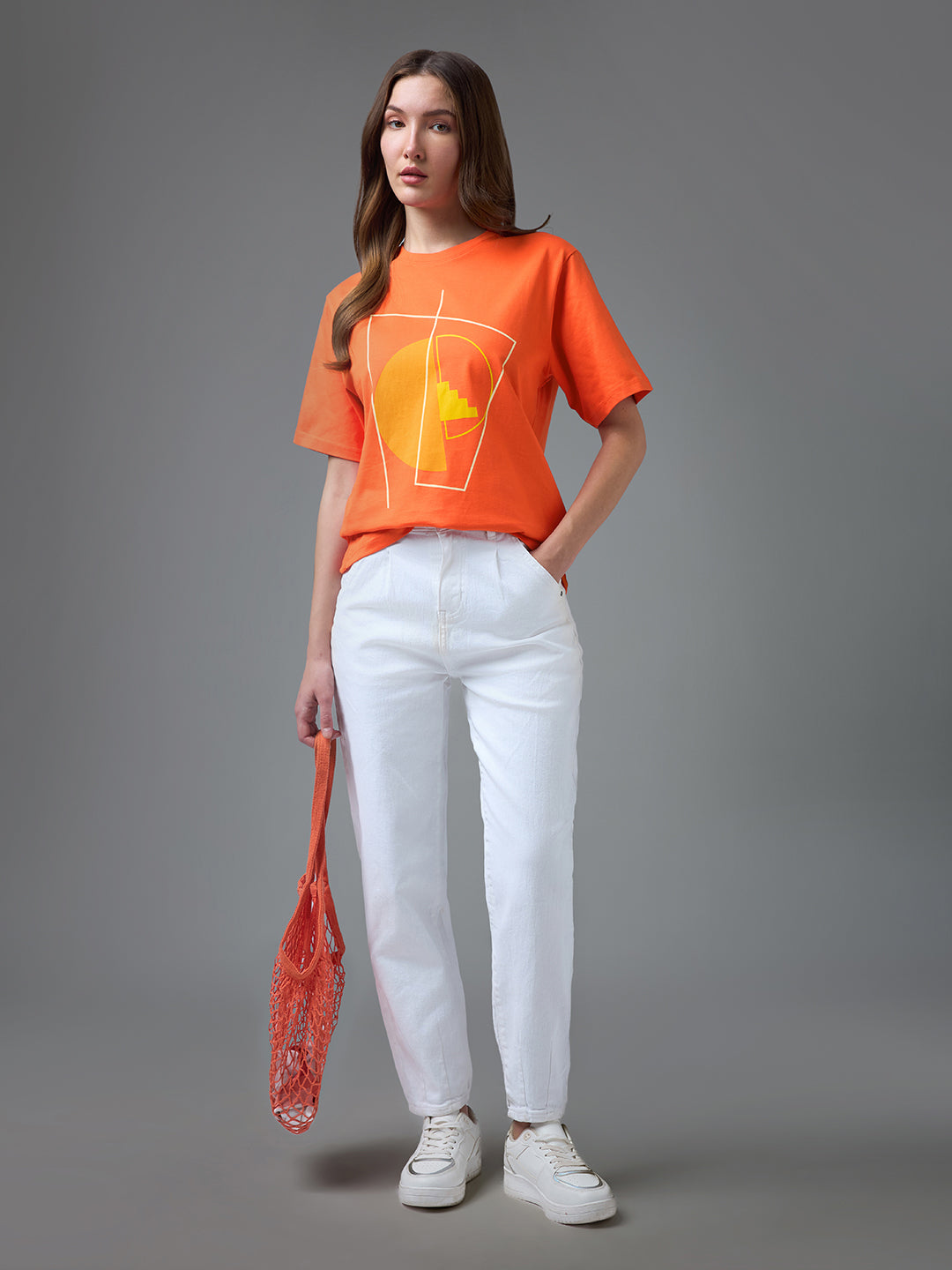 Womens Printed Round Neck Oversized Fit Tshirt