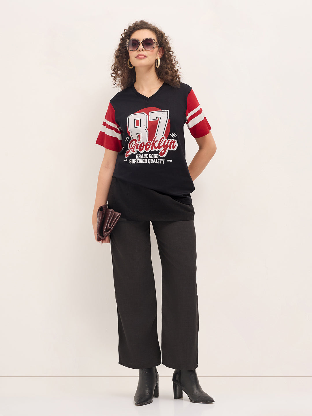 Womens Half Sleeve V-Neck Printed Oversized Fit Tshirts