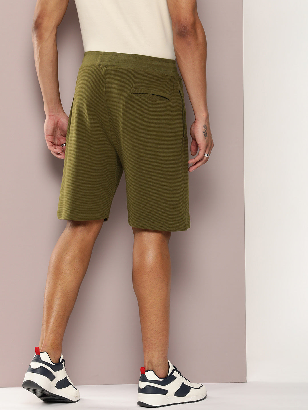 Men Solid Regular Shorts
