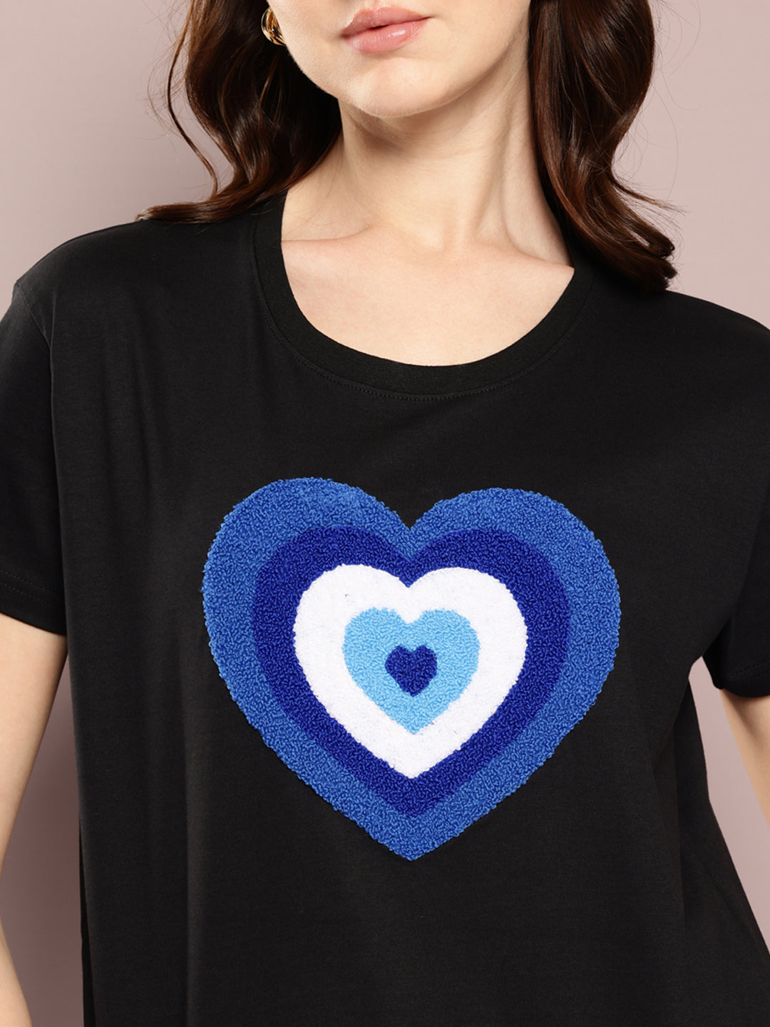 Womens Short Sleeve Embroidery Boxy Regular Fit Tshirt
