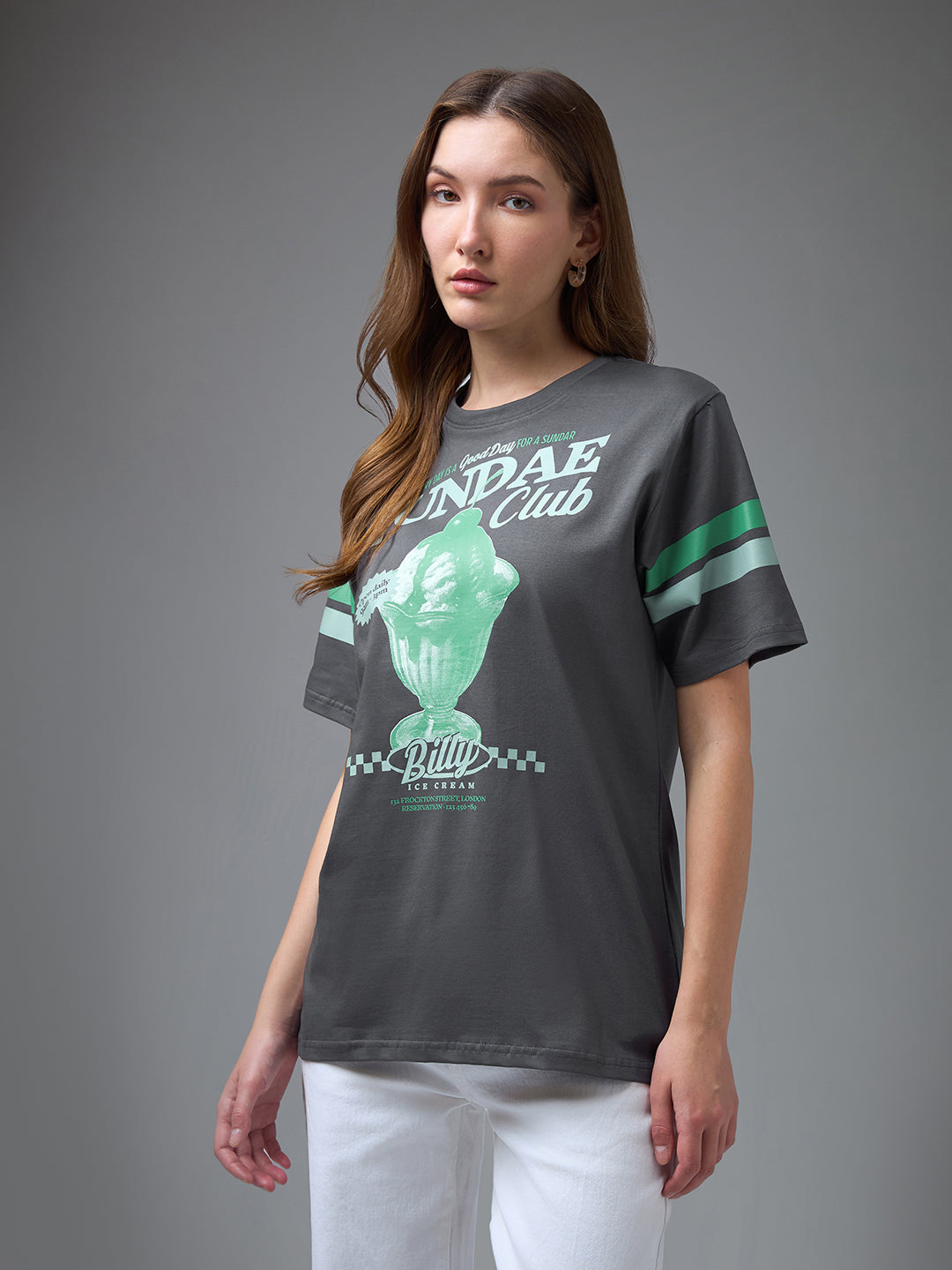 Womens Printed Round Neck Oversized Fit Tshirt