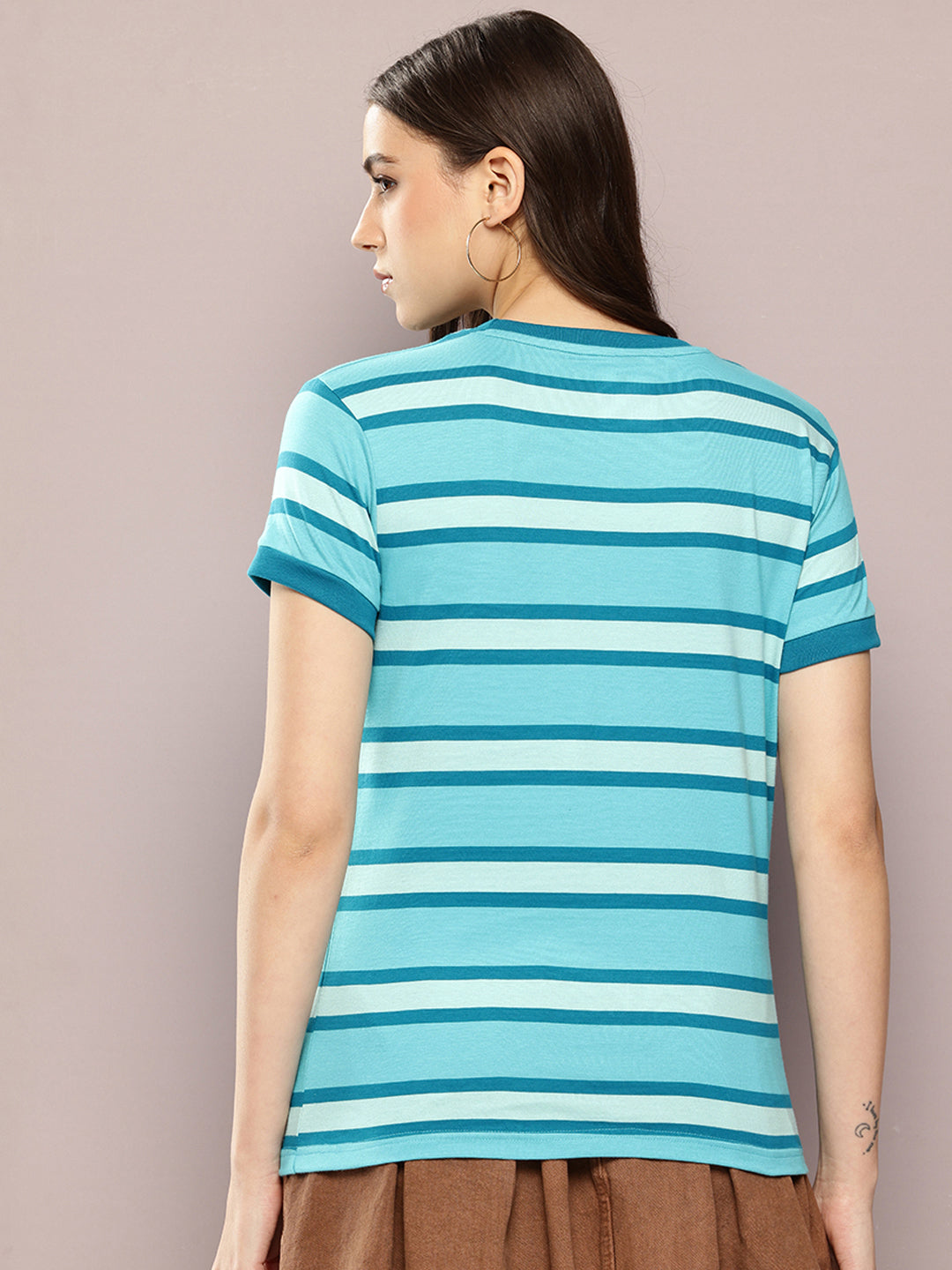 Womens Half Sleeve Round Neck All-Over Striped Regular Fit Tshirts