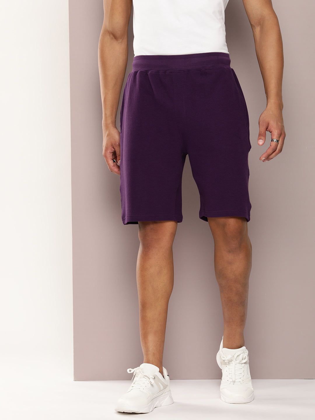 Men Solid Regular Shorts