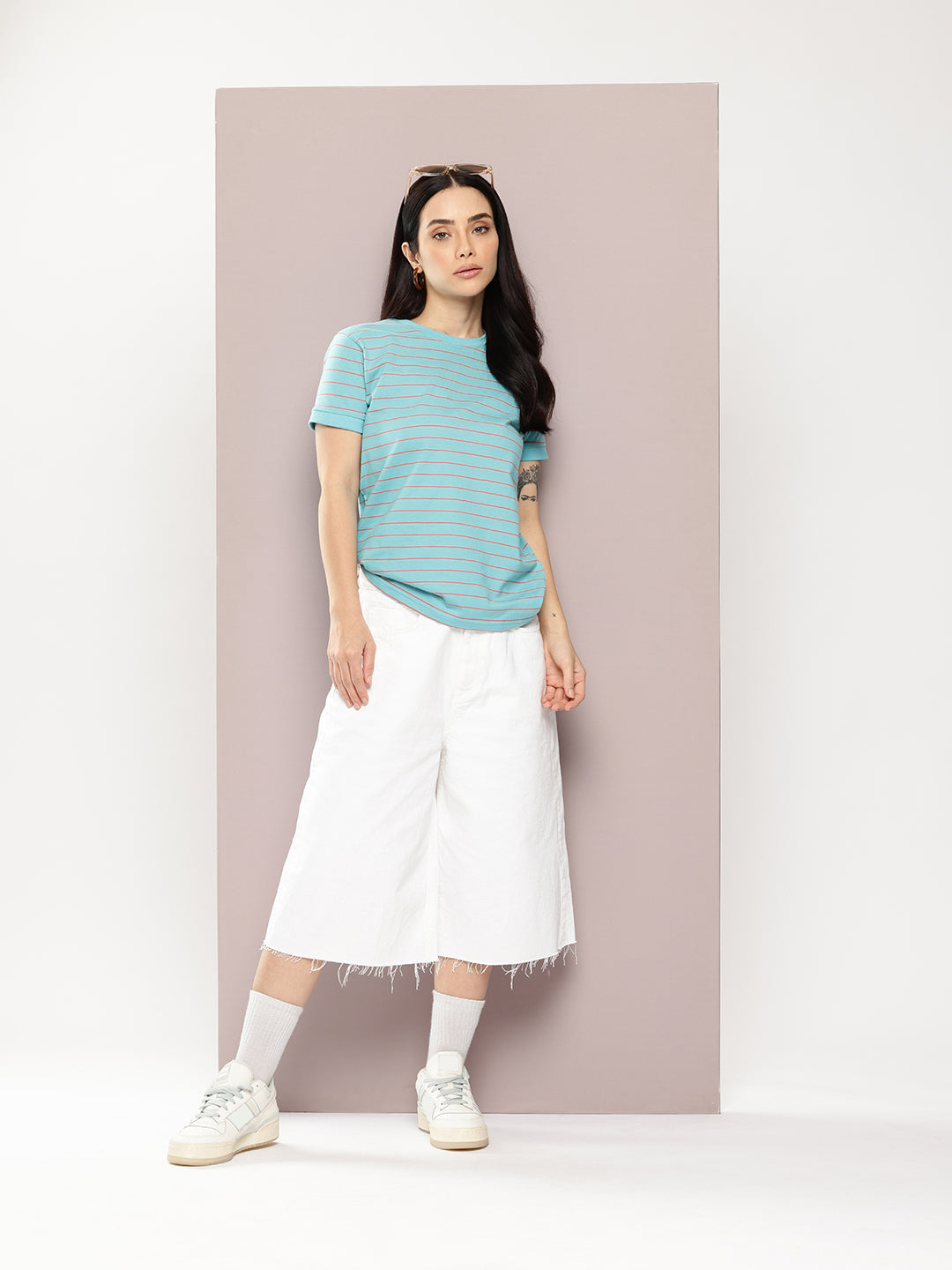 Womens Half Sleeve Round Neck All-Over Striped Regular Fit Tshirts