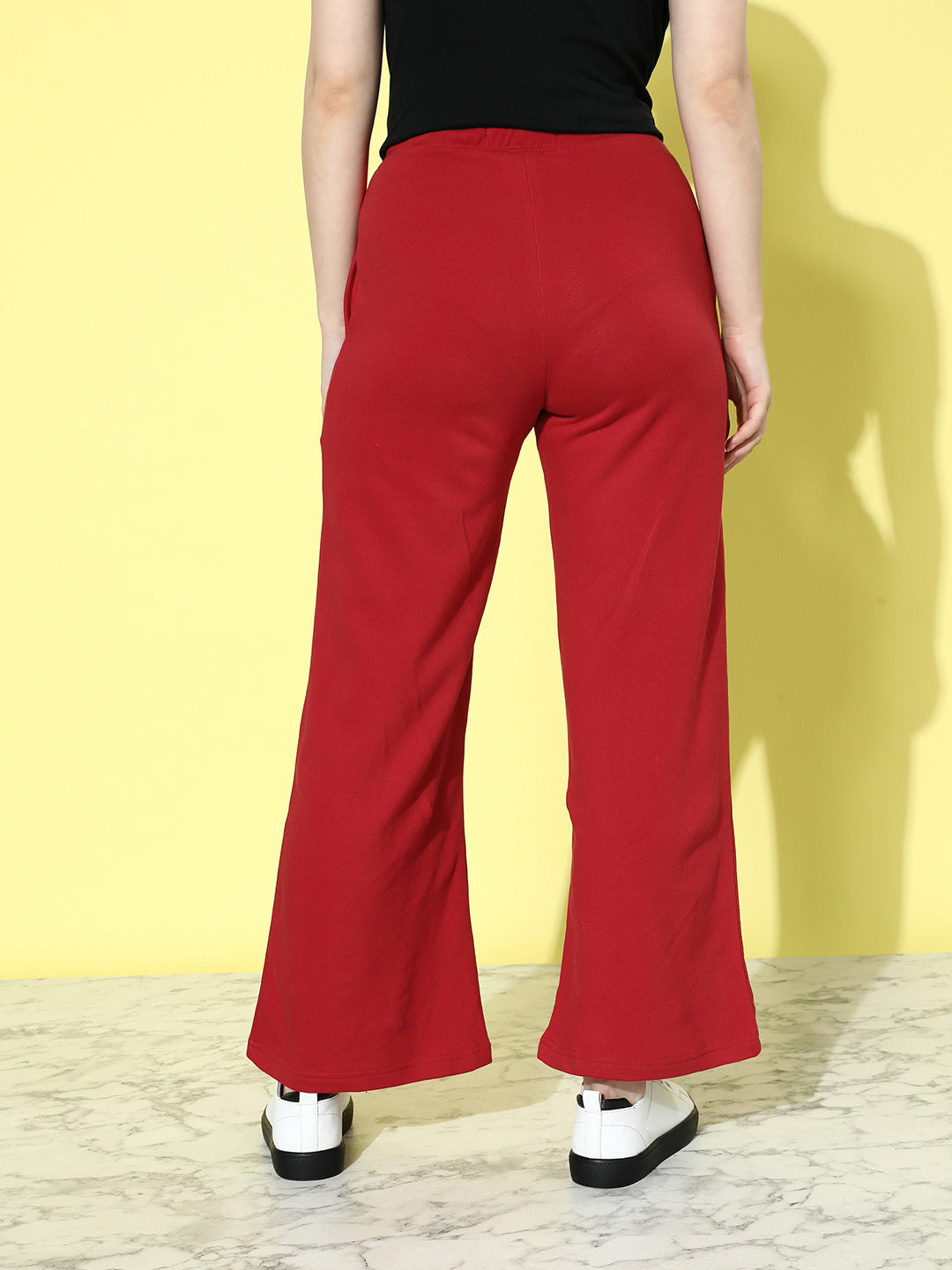 Women Solid Relaxed Fit Track Pant