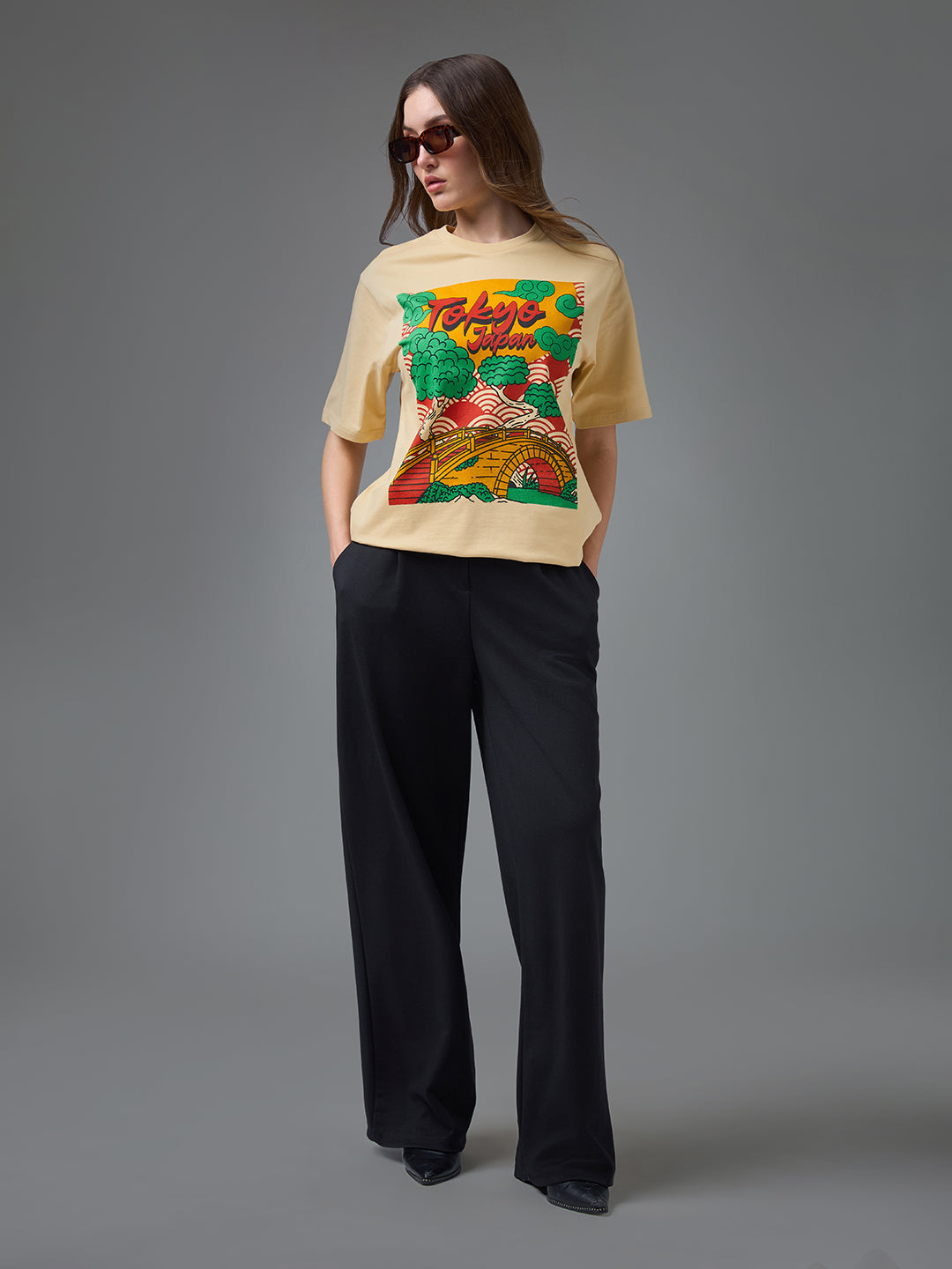 Womens Printed Round Neck Oversized Fit Tshirt