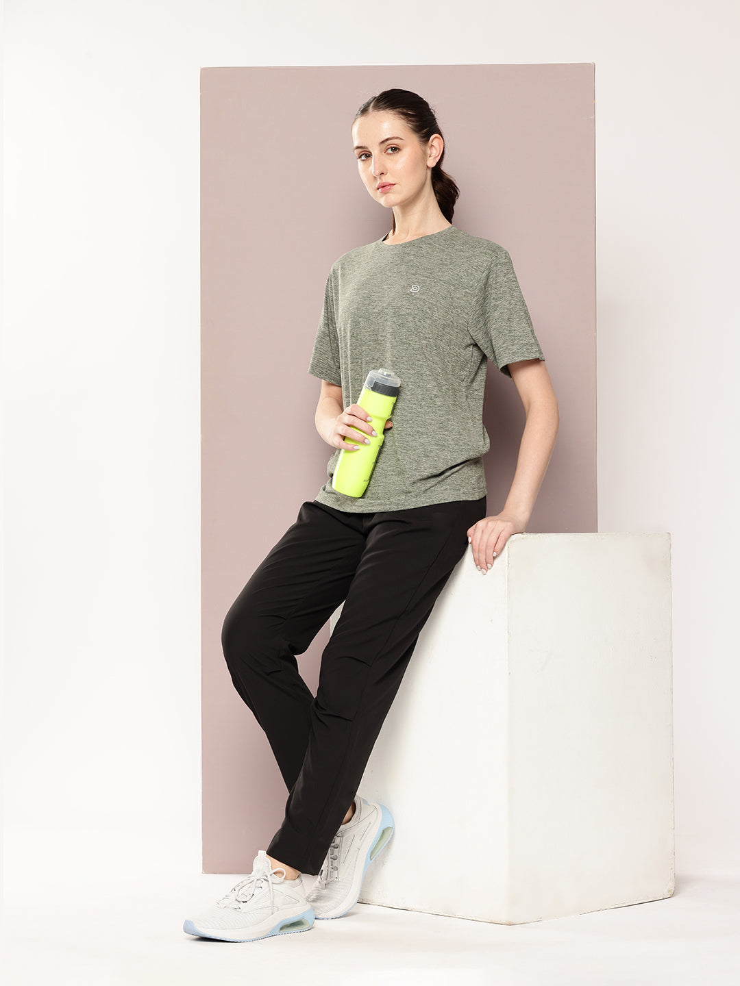 Womens Short Sleeve Round Neck Oversized Polyster Tshirt