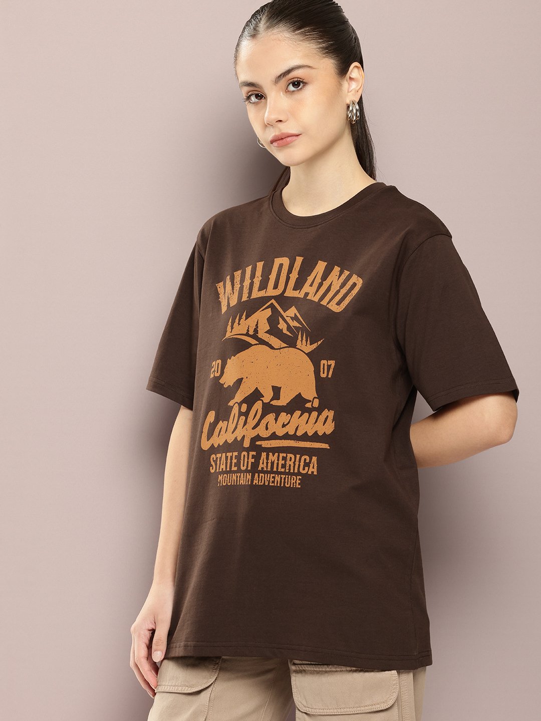 Womens Short Sleeve Round Neck Oversized Fit T-Shirt