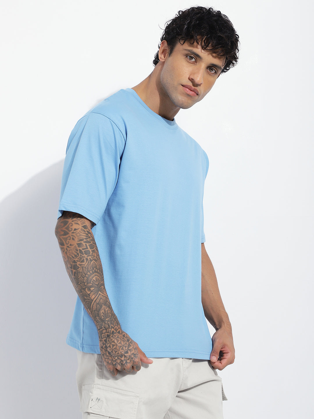 Mens Half Sleeve Round Neck Back Striped Oversized Fit Tshirts