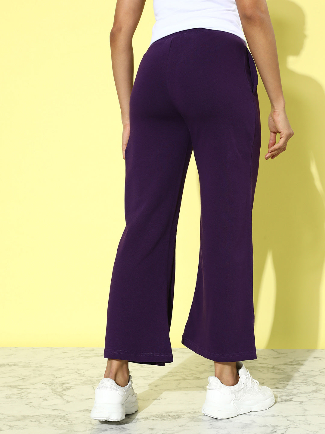 Women Solid Relaxed Fit Track Pant