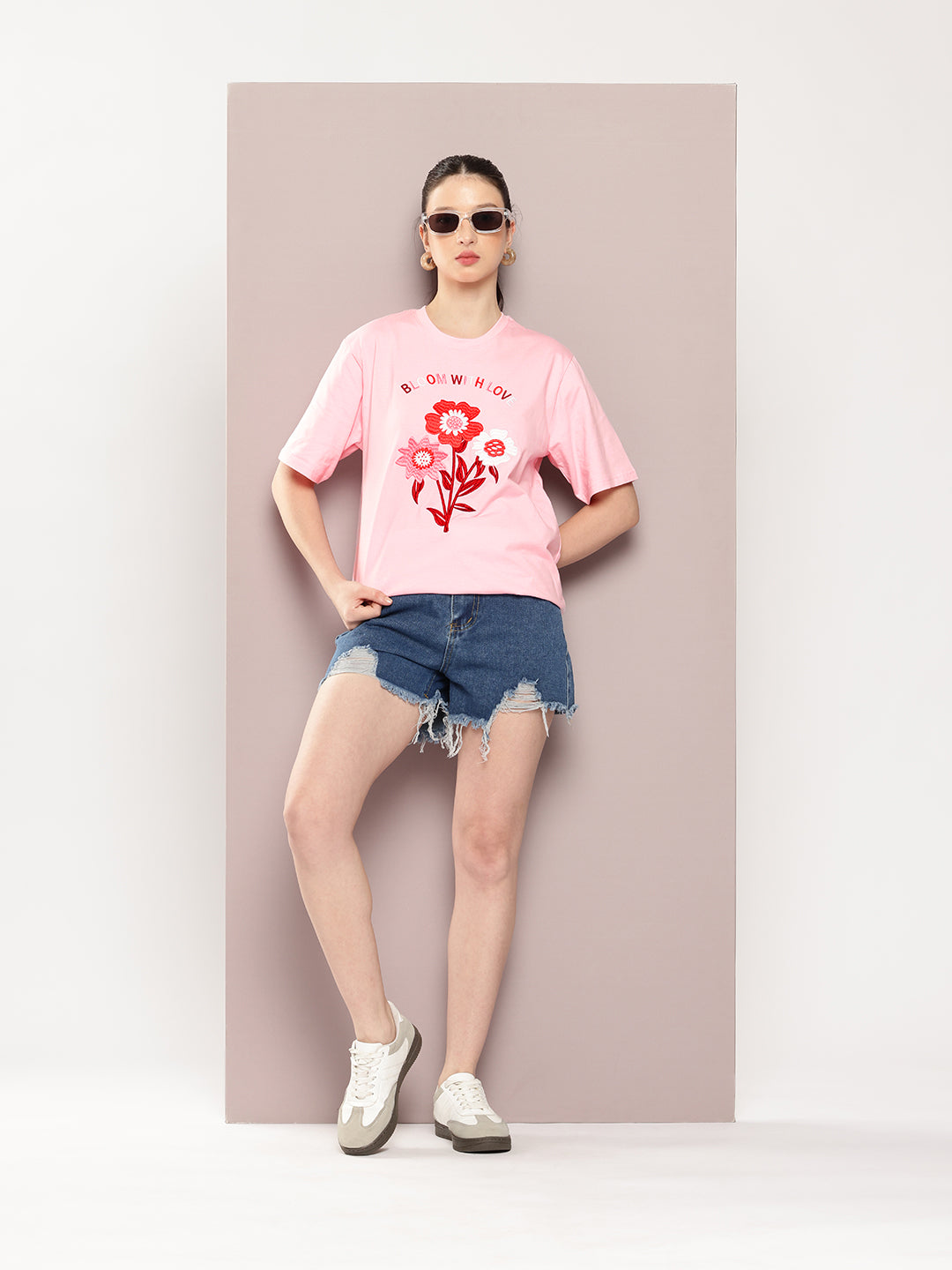 Womens Half Sleeve Round Neck Embroidery Oversized Fit Tshirts
