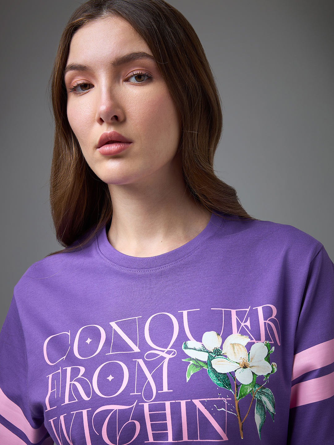 Womens Printed Round Neck Oversized Fit Tshirt