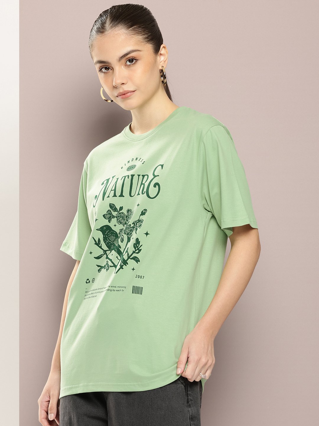 Womens Short Sleeve Round Neck Oversized Fit T-Shirt