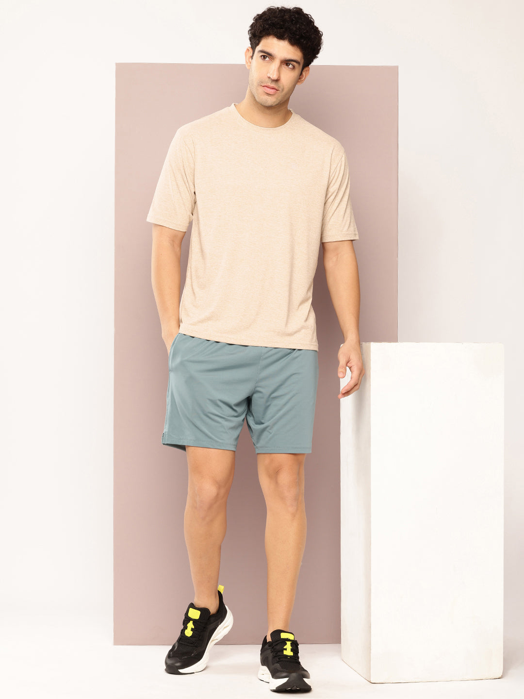 Mens Short Sleeve Round Neck Oversized Polyster Tshirt