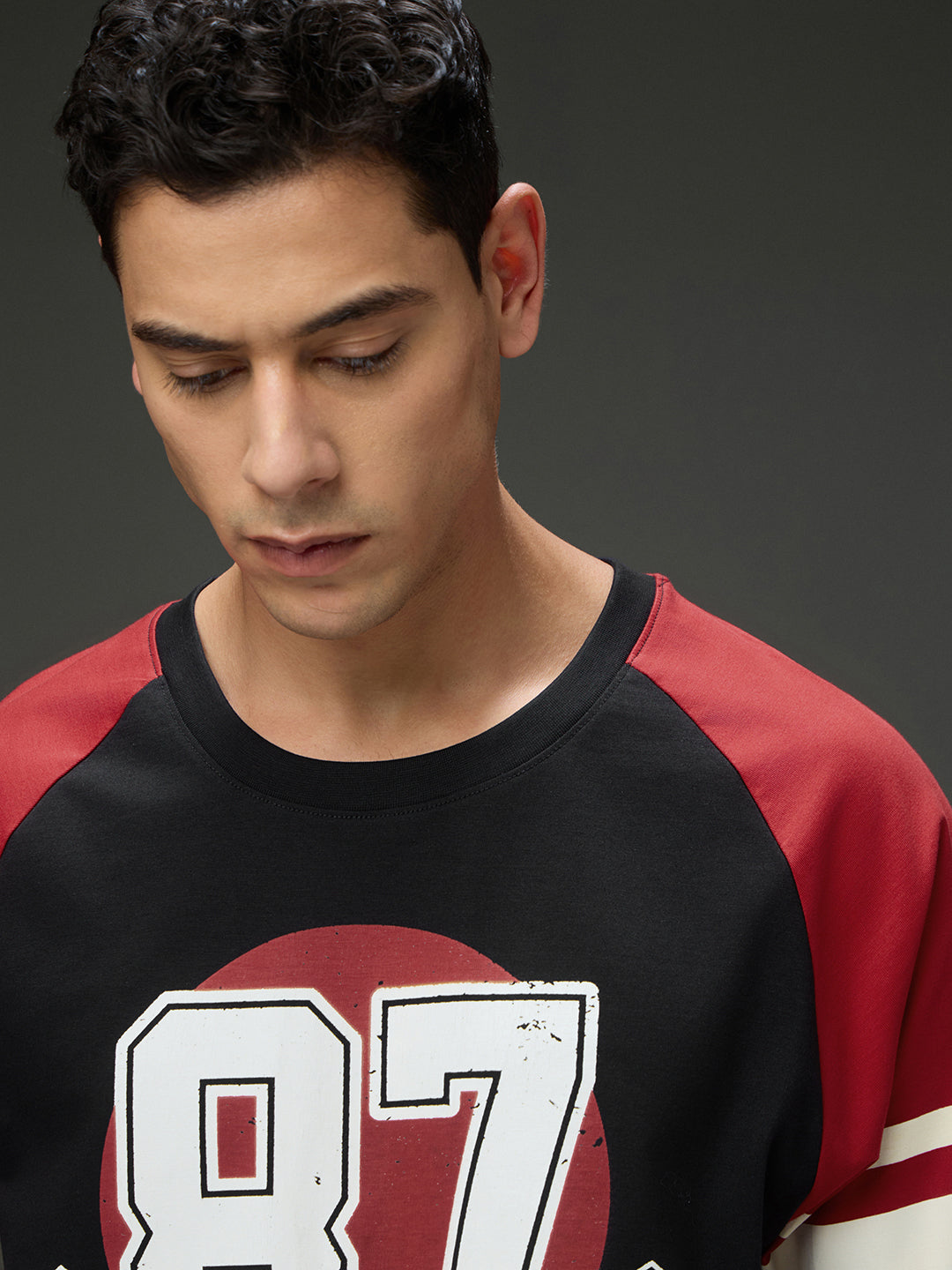 Mens Round Neck Raglan Sleeve Printed Oversized Fit Tshirt