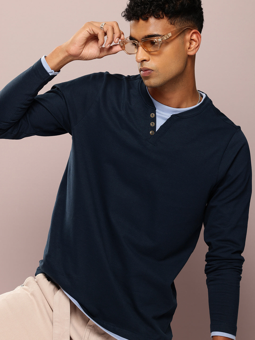 Mens Full Sleeve V-Neck Solid Regular Fit Tshirts