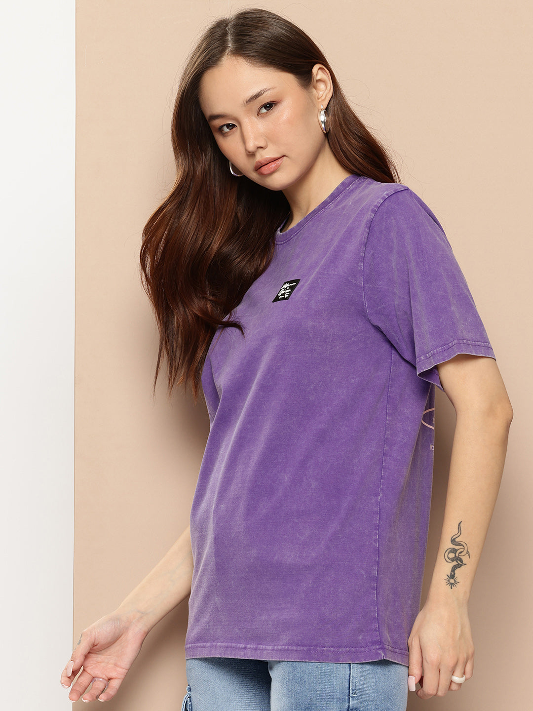 Womens Half Sleeve Round Neck Back Printed Oversized Fit Tshirts