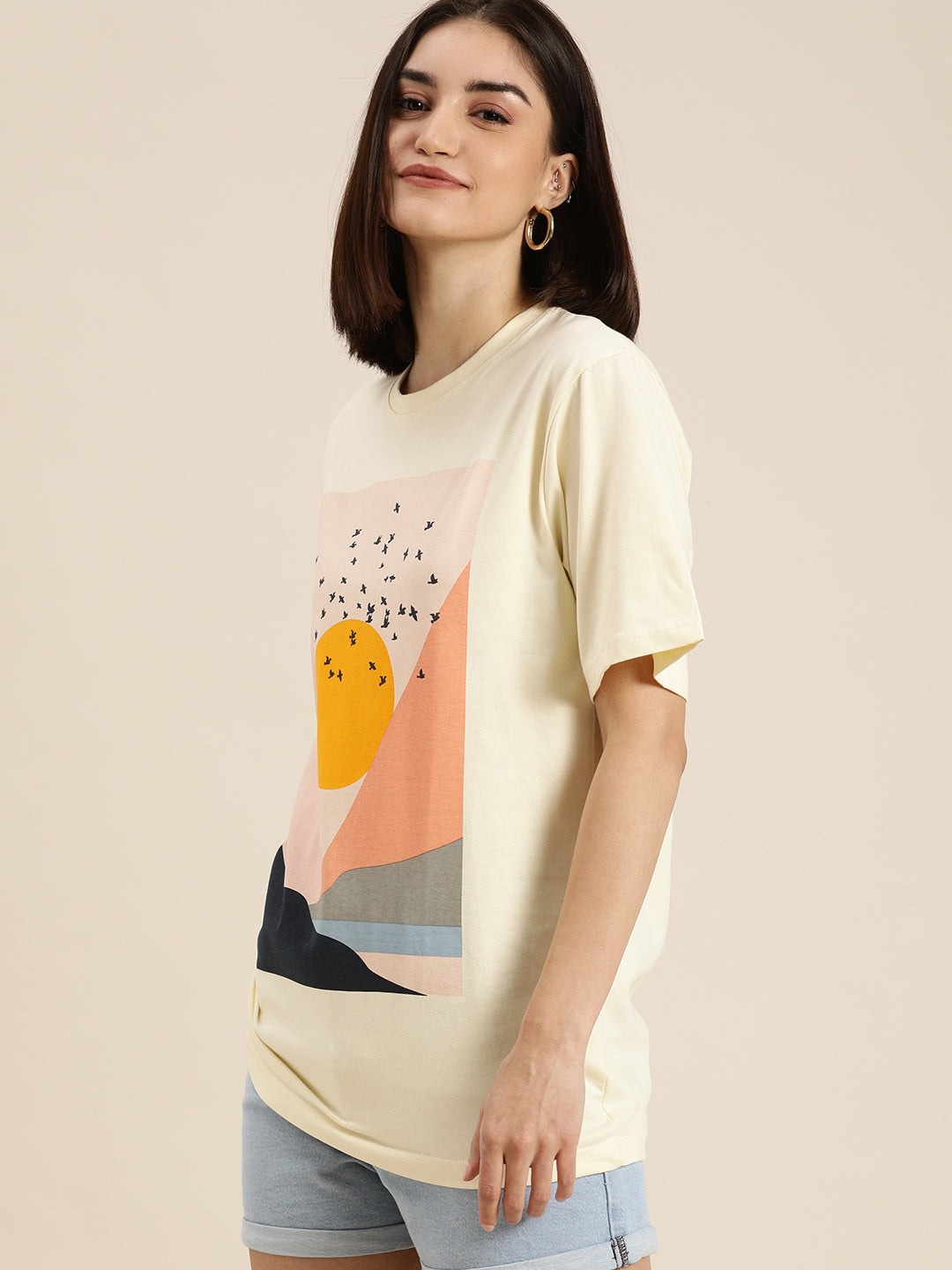 Womens Short Sleeve Round Neck Oversized Fit T-Shirt