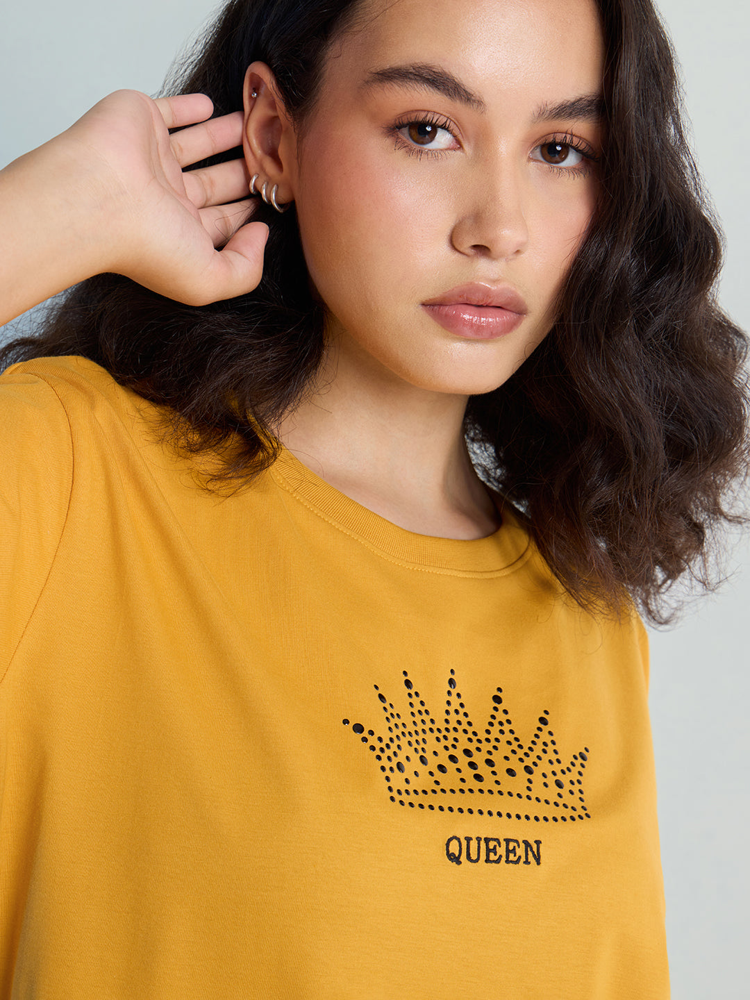 Womens Stud Detailed Boxy Regular Round Neck Tshirt 