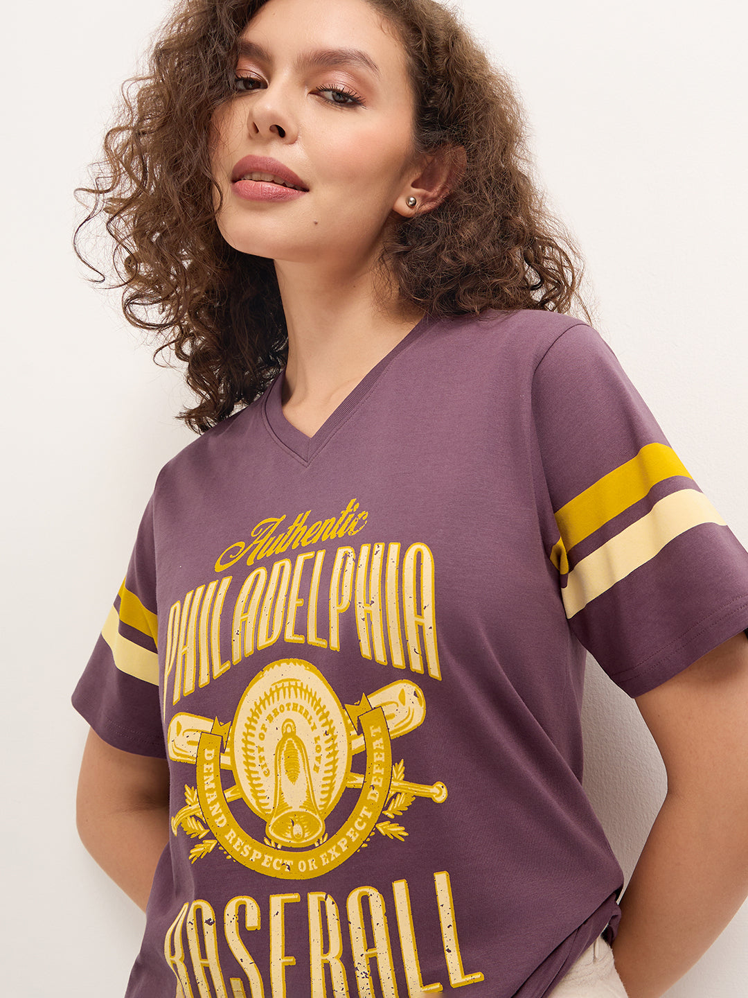 Womens Half Sleeve V-Neck Printed Oversized Fit Tshirts
