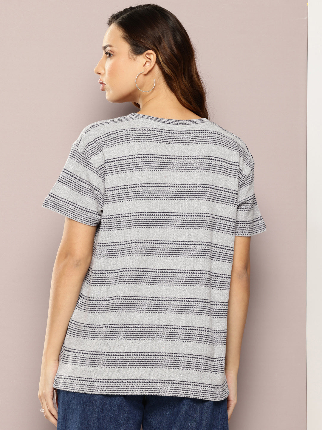 Womens Half Sleeve Round Neck All-Over Striped Boxy Fit Tshirts