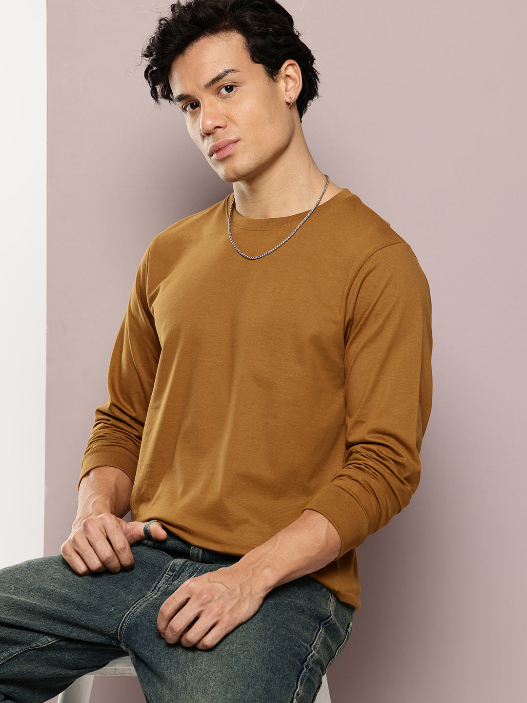 Mens Full Sleeve Round Neck Solid Regular Fit Tshirts