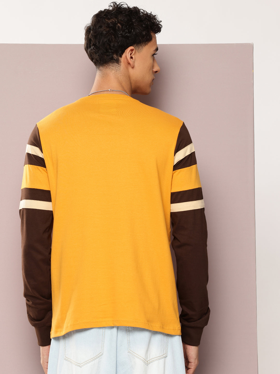 Mens Full Sleeve Round Neck Colourblocked Regular Fit Tshirts