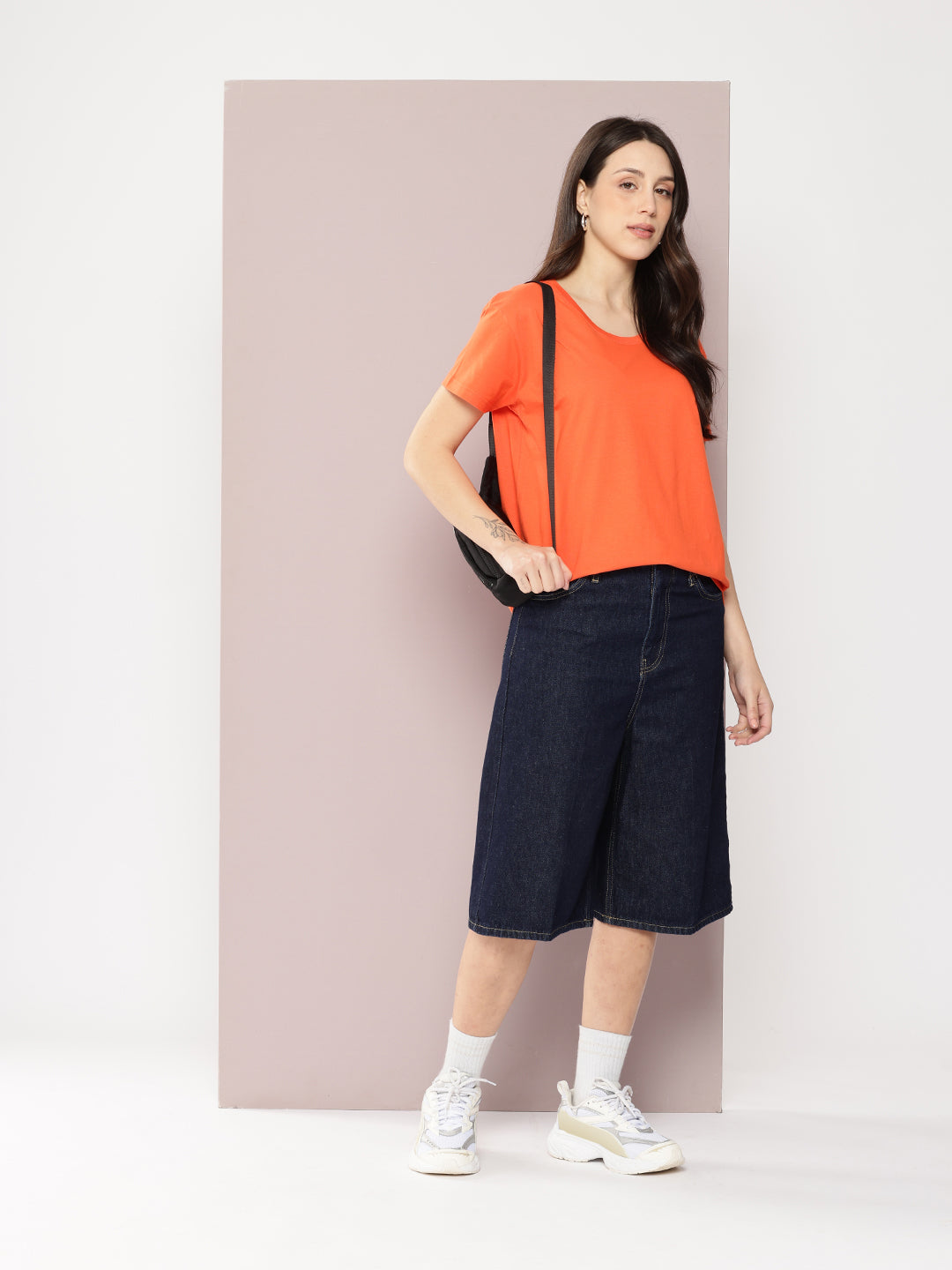 Womens Half Sleeve Round Neck Solid Boxy Fit Tshirts