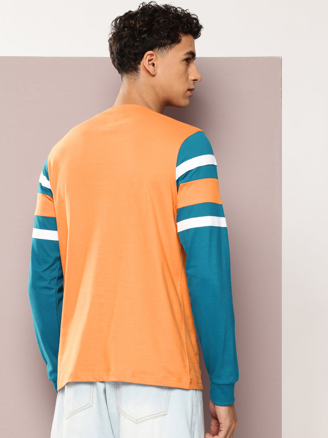 Mens Full Sleeve Round Neck Colourblocked Regular Fit Tshirts