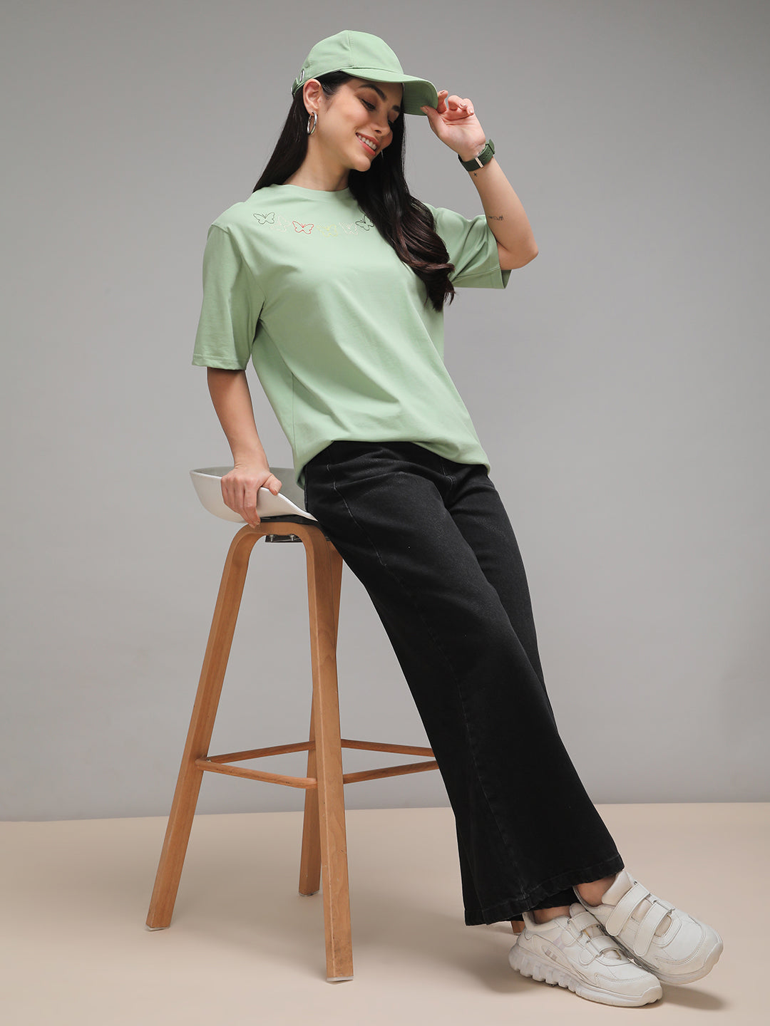 Womens Half Sleeve Round Neck Embroidery Oversized Fit Tshirts