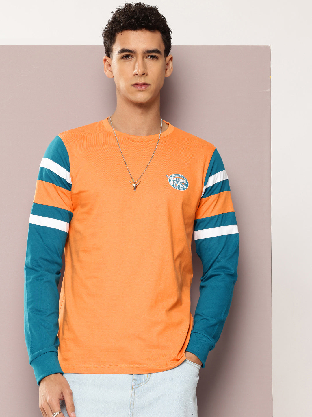Mens Full Sleeve Round Neck Colourblocked Regular Fit Tshirts