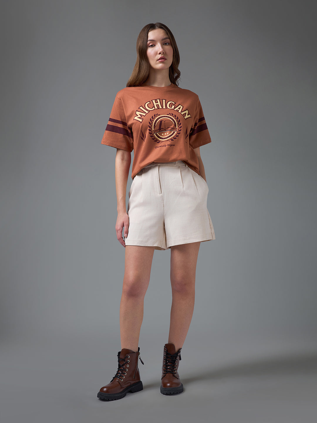 Womens Printed Round Neck Oversized Fit Tshirt