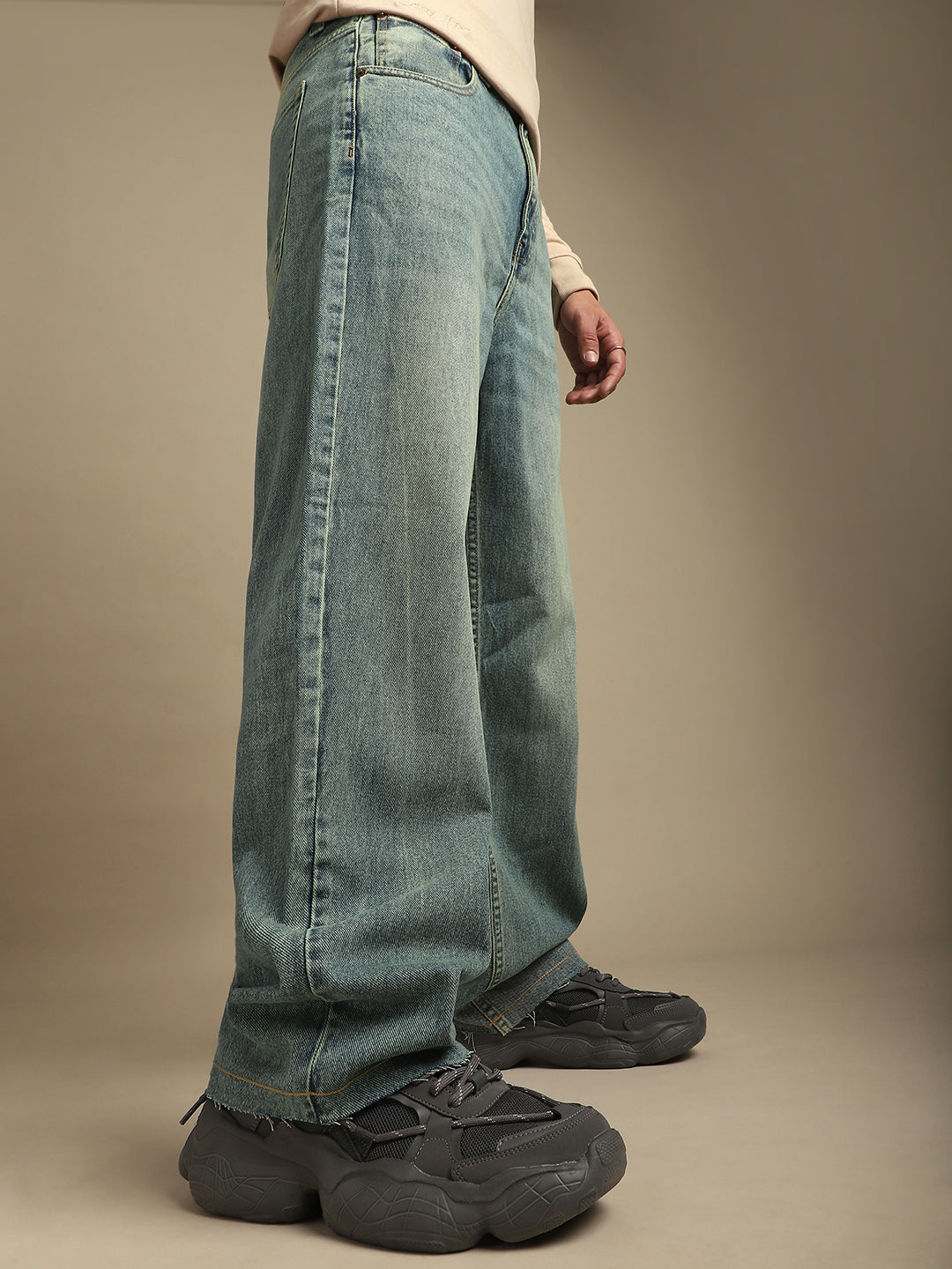 Men Extra Baggy Style Jeans