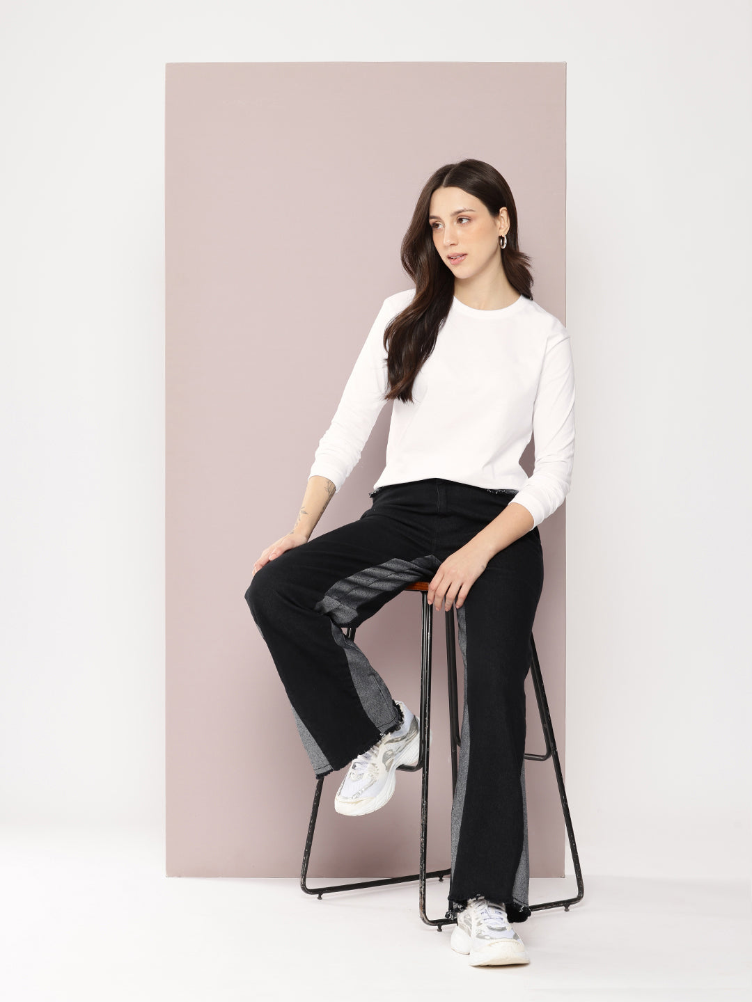 Womens Full Sleeve Round Neck Solid Regular Fit Tshirts