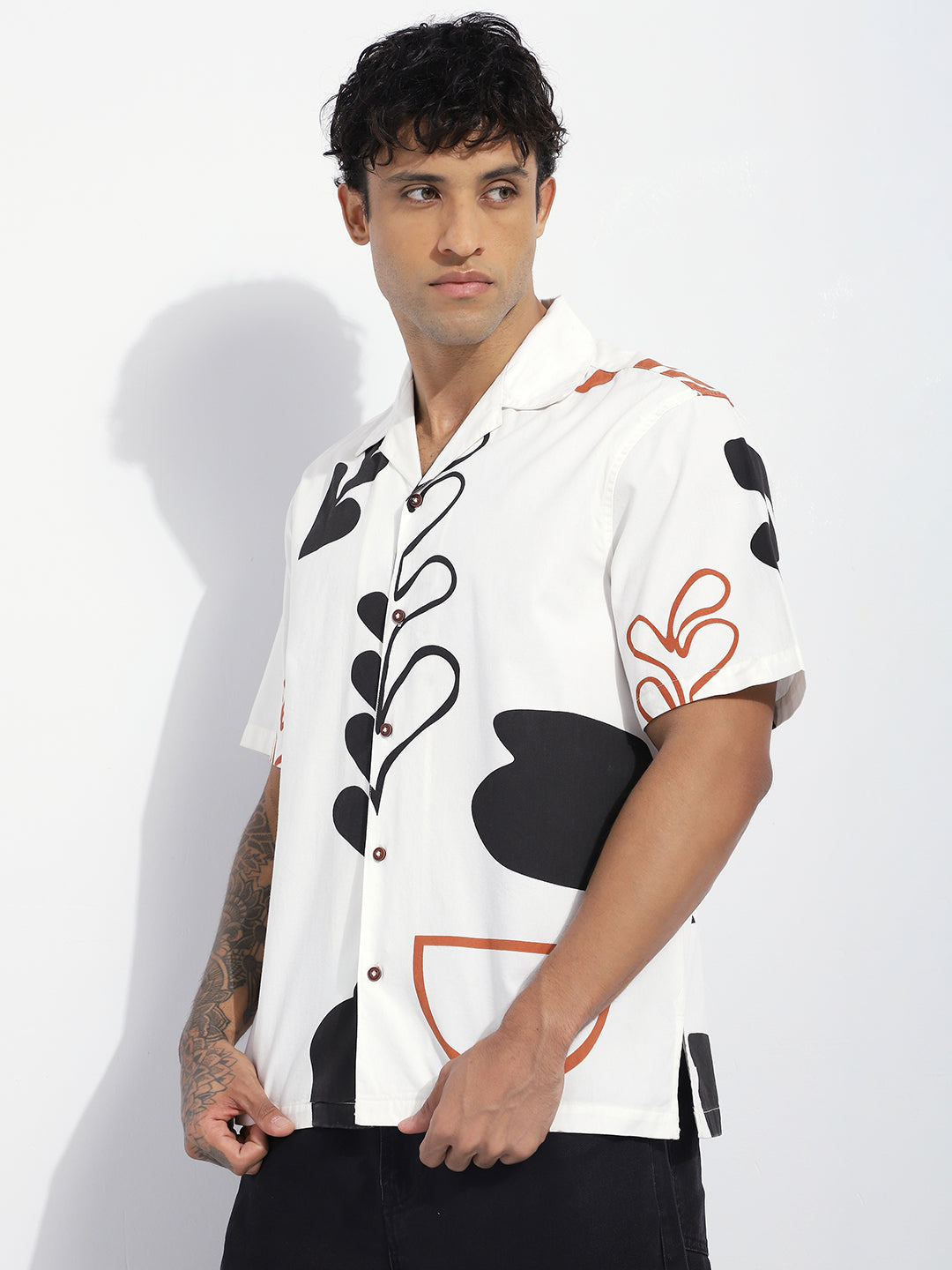 Mens Boxy Regular Short Sleeve Printed White Shirt