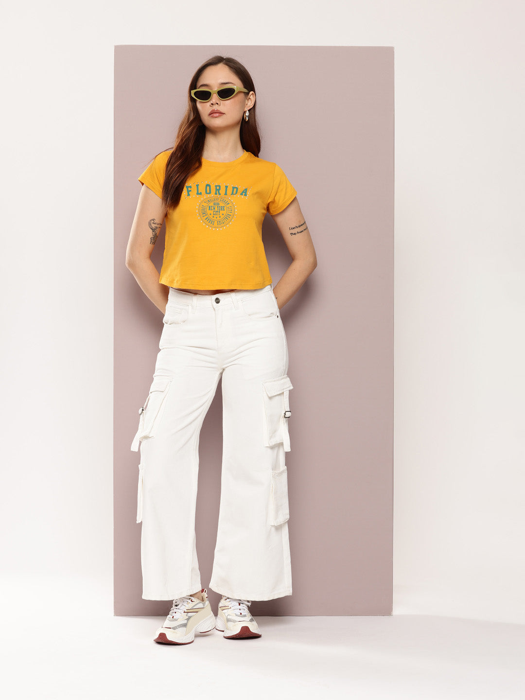 Womens Half Sleeve Round Neck Applique Regular Fit Tshirts