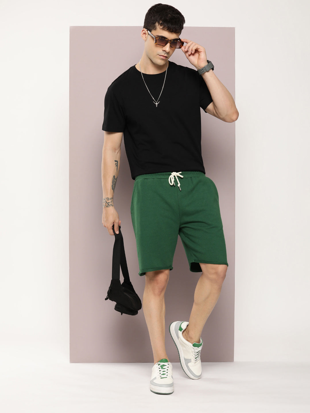 Men Solid Regular Fit Shorts