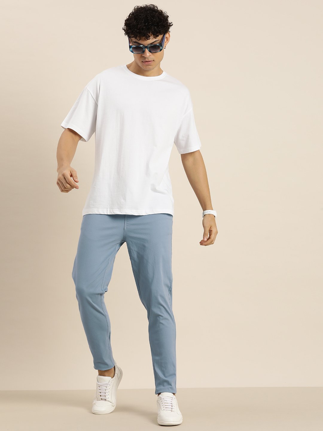 Men Solid Ankle-Length Chinos Trousers