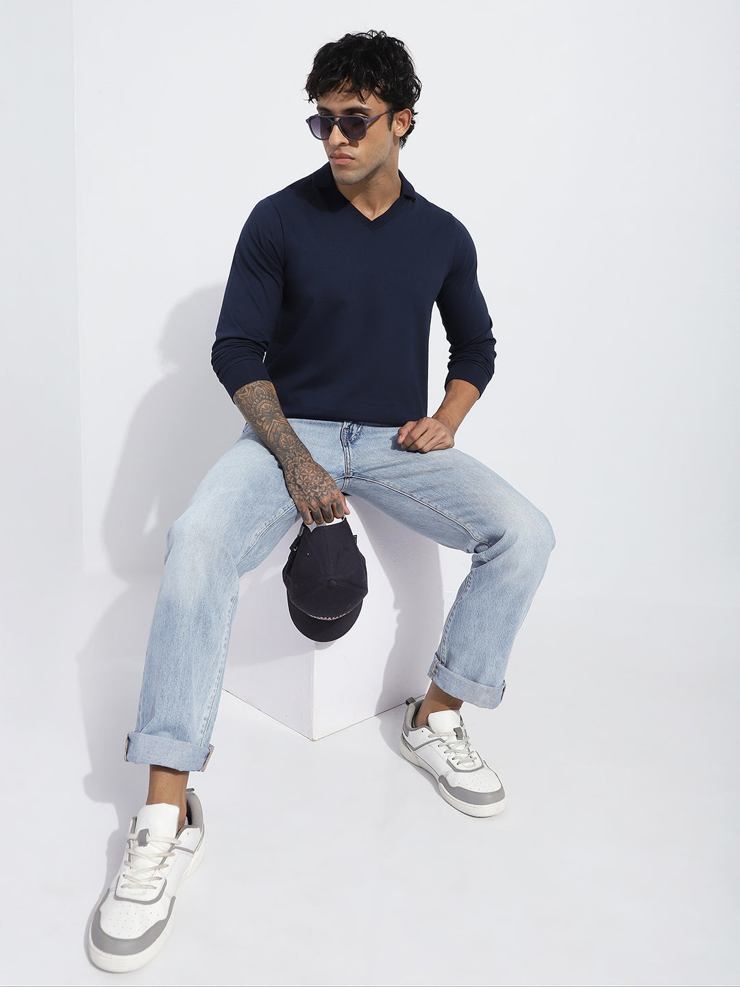 Mens Full Sleeve V-Neck Solid Regular Fit Tshirts