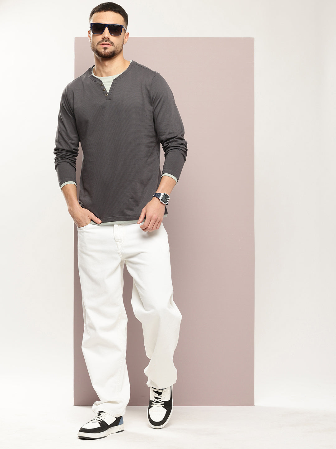 Mens Full Sleeve V-Neck Solid Regular Fit Tshirts