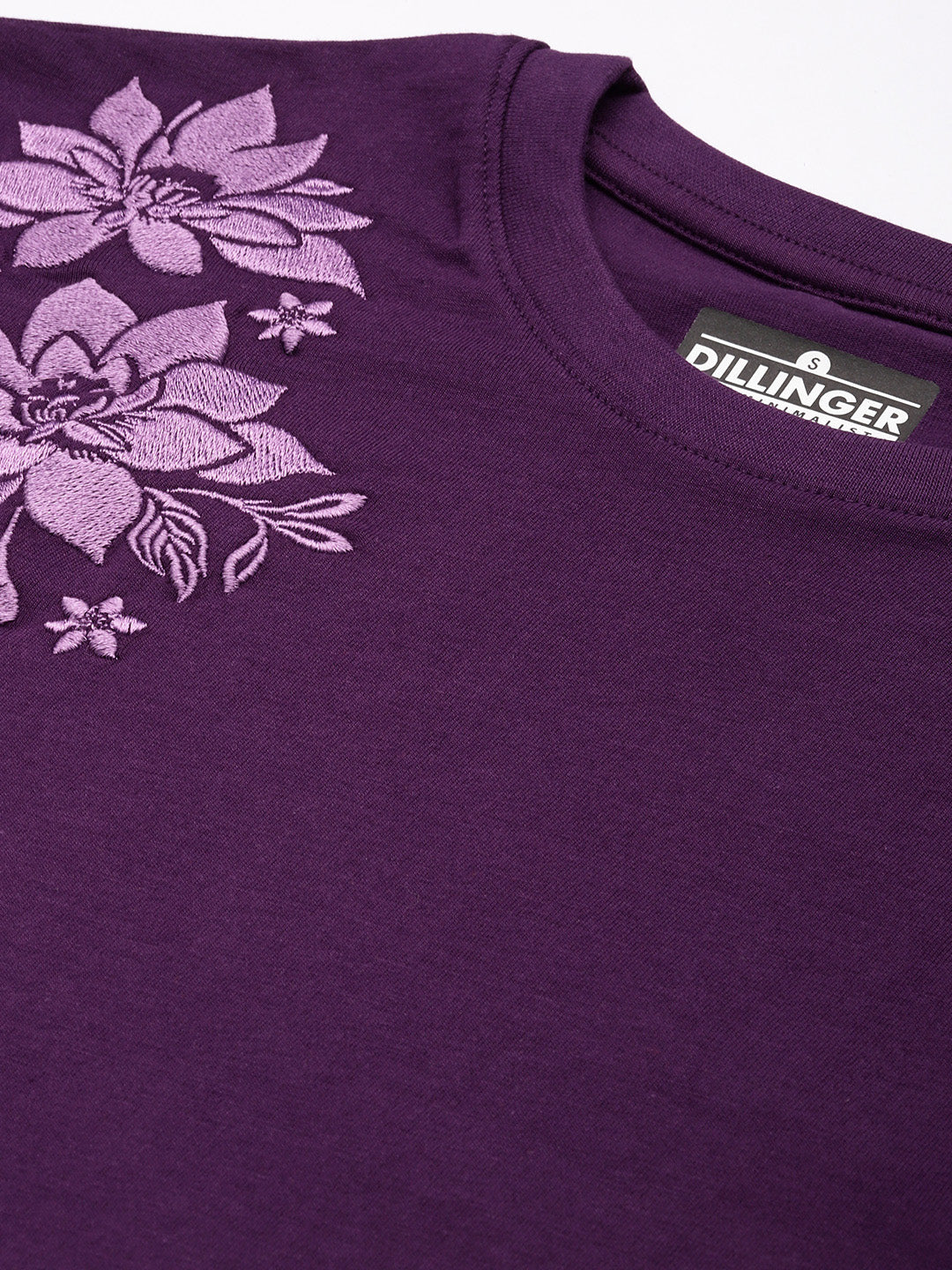 Womens Half Sleeve Round Neck Embroidered Oversized Fit Tshirts