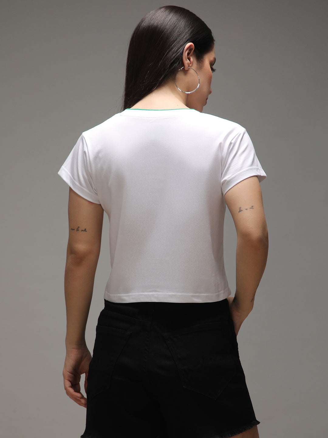 Womens Half Sleeve V-Neck Printed Regular Fit Tshirts